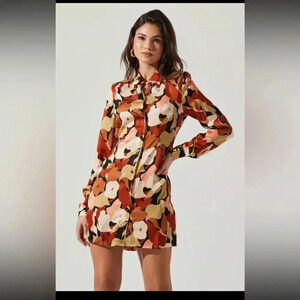 ASTR RETRO ABSTRACT PRINT LONG SLEEVE MINI DRESS Size Small